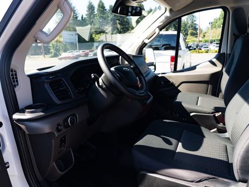 Used 2025 Ford Transit 250 Low Roof w/ Exterior Upgrade Package RWD image 15