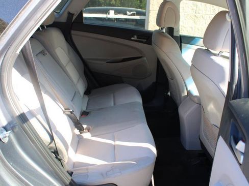 Used 2018 Hyundai Tucson SEL FWD image 13