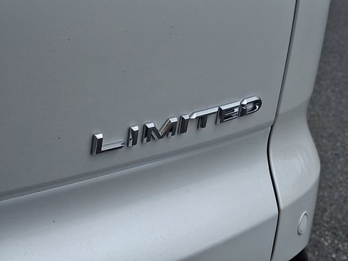 New 2026 Toyota Crown Signia AWD/4WD image 6