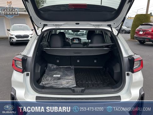 Certified 2025 Subaru Crosstrek 2.5i Limited w/ Crosstrek Mirror Package image 32