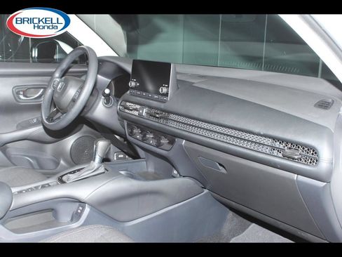 Used 2024 Honda HR-V LX image 13