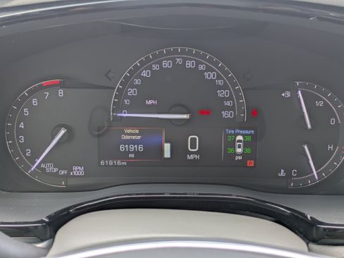 Used 2019 Cadillac XT5 Luxury FWD image 26