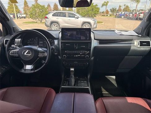 Used 2022 Lexus GX 460 Premium image 15