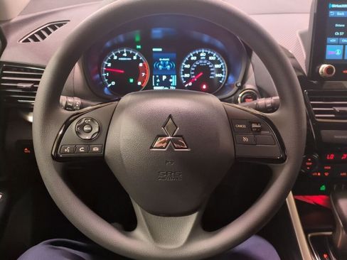 New 2025 Mitsubishi Eclipse Cross LE image 18