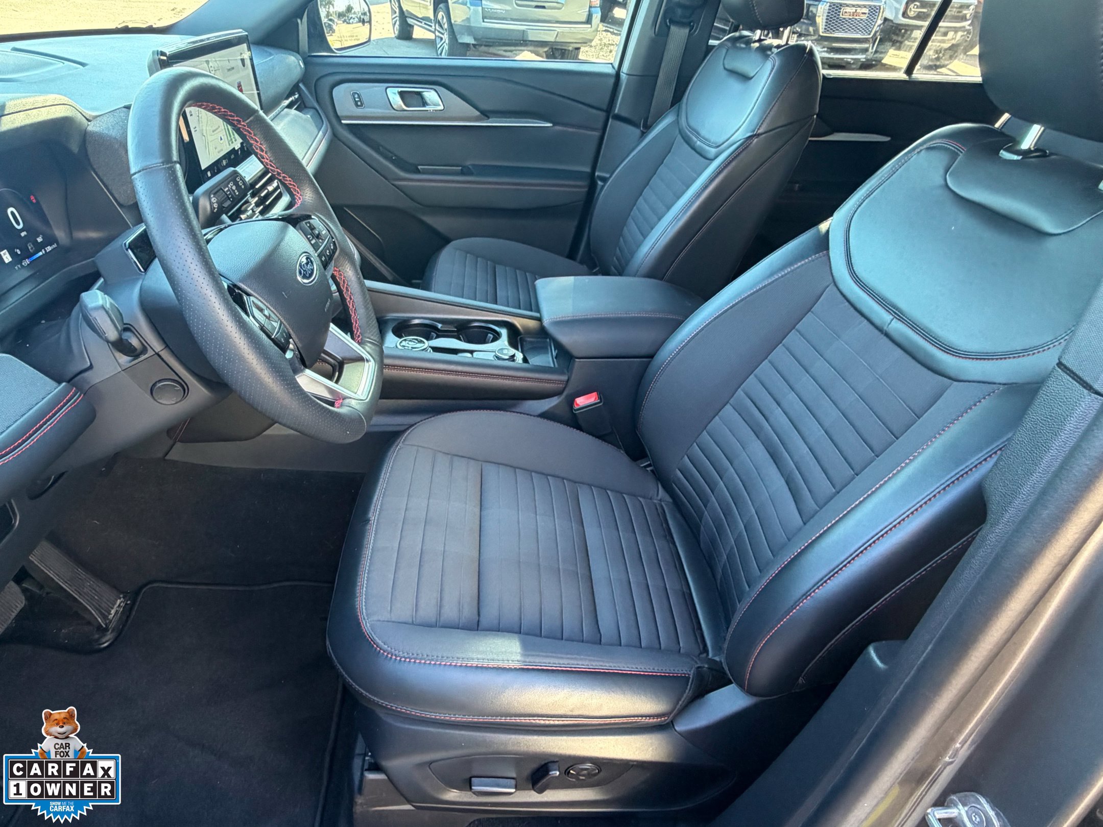 Used 2025 Ford Explorer ST-Line w/ Premium Package RWD image 20