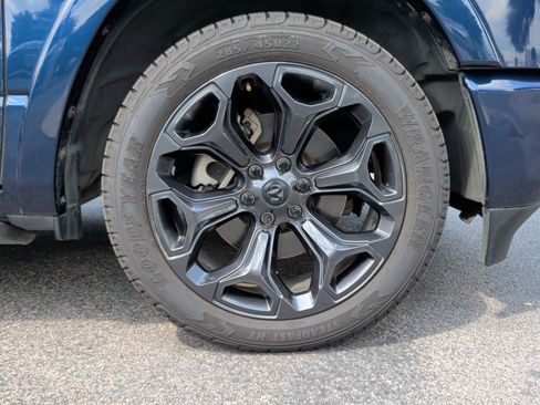 Used 2022 RAM 1500 Limited AWD/4WD image 16