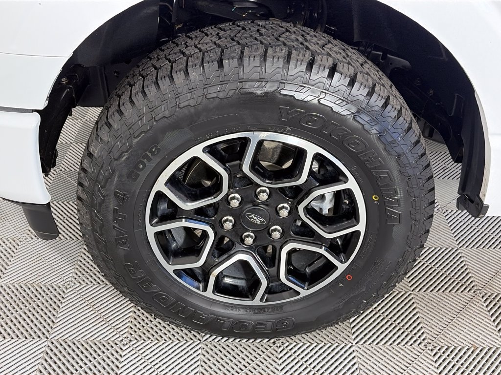 Certified 2022 Ford F150 XL w/ STX Appearance Package AWD/4WD image 8