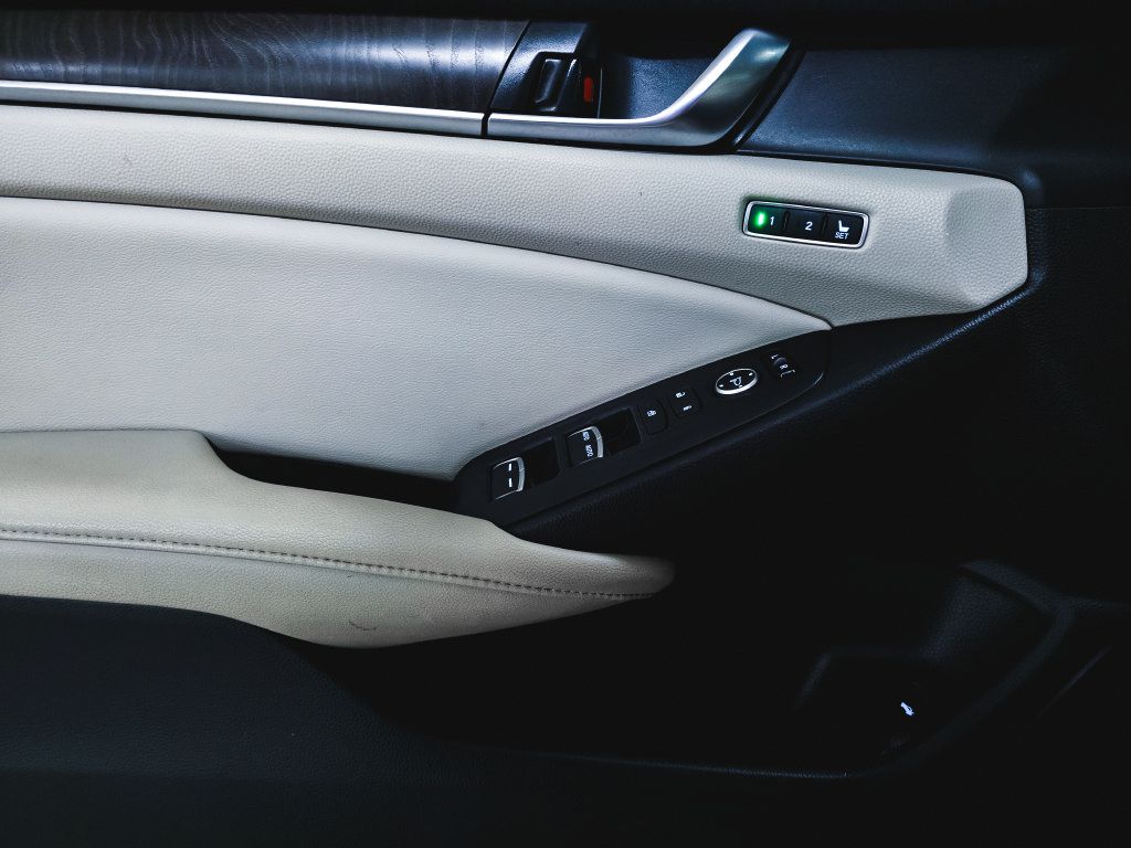 Used 2018 Honda Accord EX-L image 15