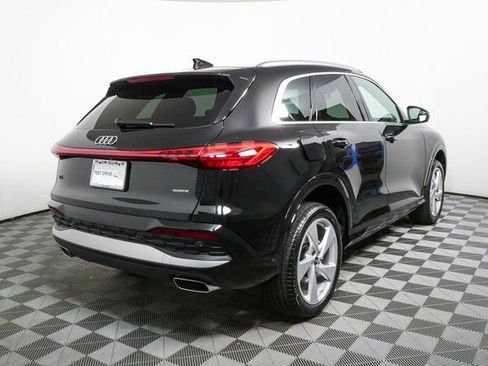 New 2025 Audi Q5 Premium Plus AWD/4WD image 3