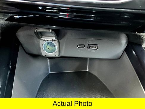 Used 2024 Chevrolet Trax LT w/ Driver Confidence Package image 26