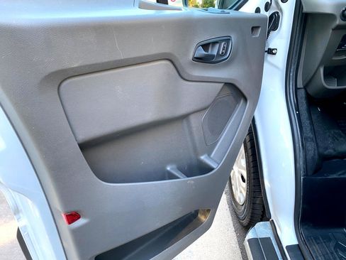 Used 2024 Ford Transit 250 Low Roof w/ Exterior Upgrade Package image 21