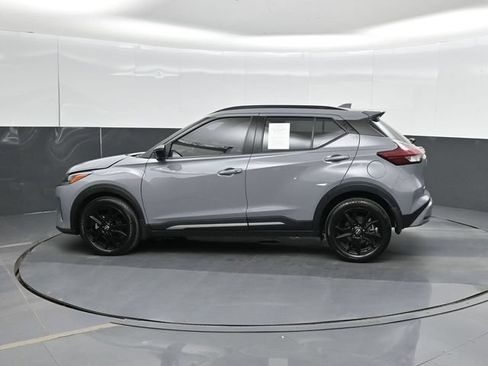 Used 2024 Nissan Kicks SR w/ SR Premium Package FWD image 10