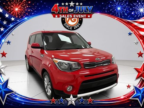 Used 2017 Kia Soul + FWD image 2