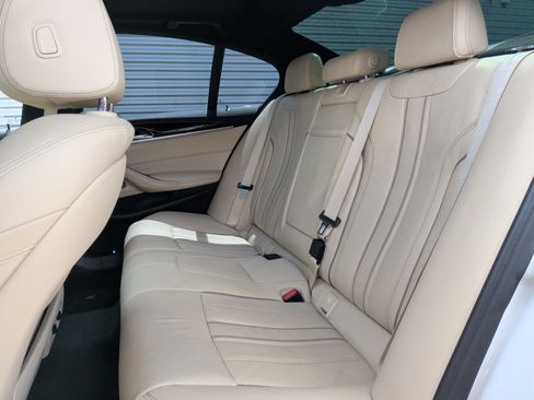Used 2017 BMW 540i RWD image 29