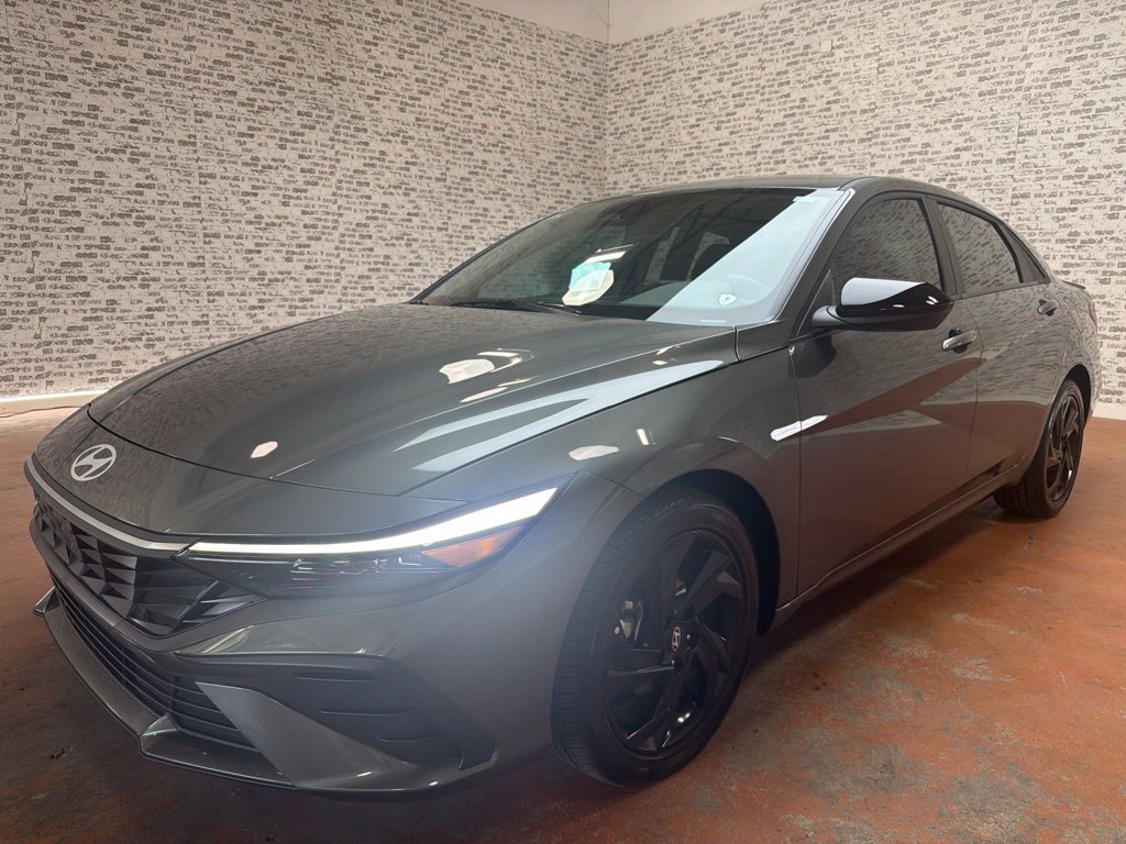 Certified 2026 Hyundai Elantra Sport w/ Cargo Package FWD image 3