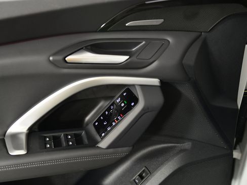 New 2025 Audi Q5 Premium Plus AWD/4WD image 10