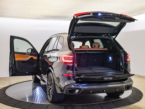 Used 2023 BMW X5 xDrive40i w/ M Sport Package image 26