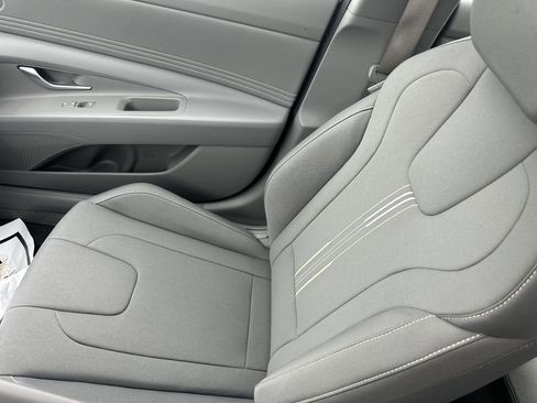 New 2026 Hyundai Elantra SEL Sport FWD image 22