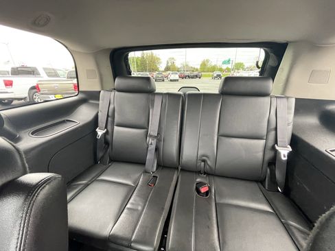 Used 2012 Chevrolet Tahoe LTZ AWD/4WD image 30