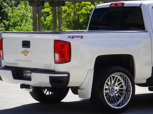 Used 2016 Chevrolet Silverado 1500 High Country AWD/4WD image 30