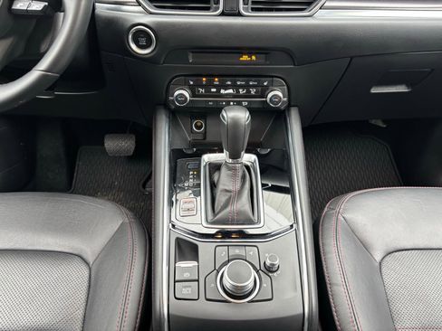 Certified 2024 MAZDA CX-5 Carbon Edition image 27