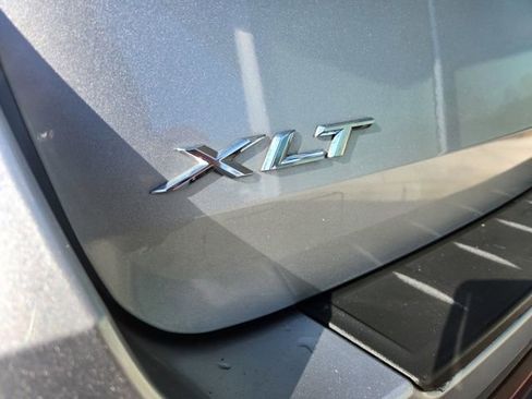 Used 2022 Ford Explorer XLT w/ Equipment Group 202A image 21