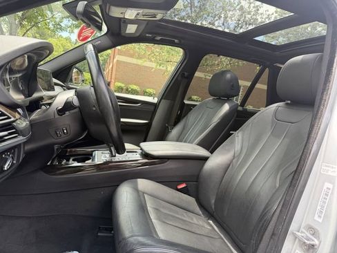 Used 2017 BMW X5 xDrive35i AWD/4WD image 11