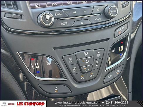 Used 2016 Buick Regal Premium FWD image 31