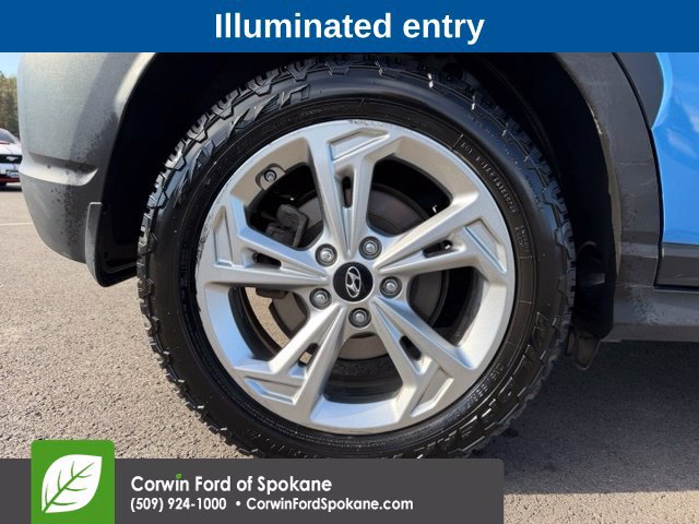 Used 2022 Hyundai Kona SEL w/ Cargo Package AWD/4WD image 9