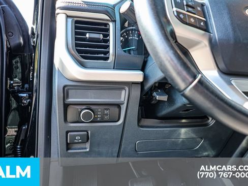 Used 2024 Ford Expedition XLT RWD image 27