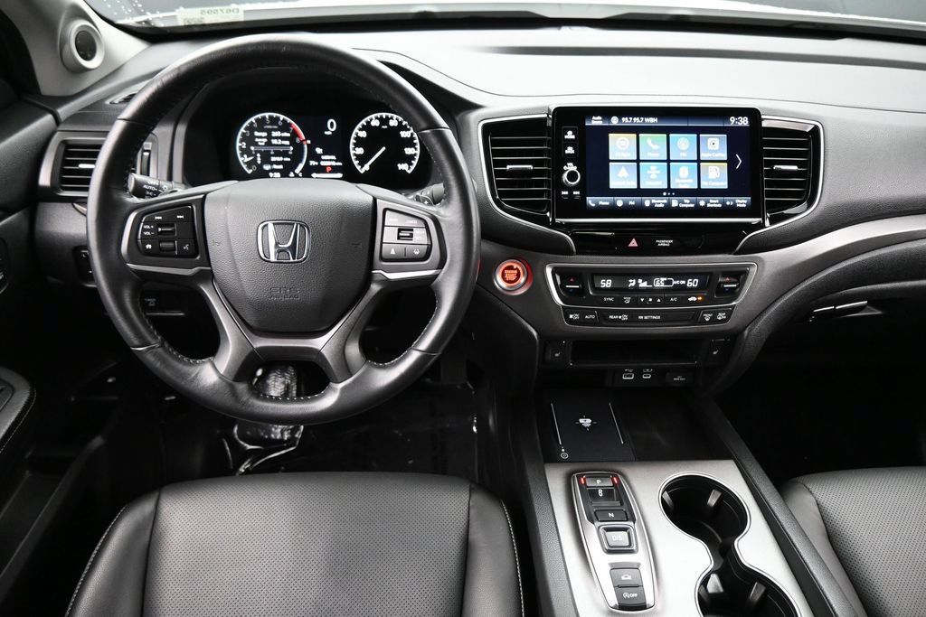 Used 2025 Honda Ridgeline RTL image 7
