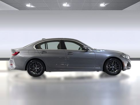Used 2025 BMW 330i Sedan w/ Convenience Package image 7