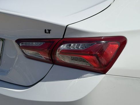 Used 2024 Chevrolet Malibu LT w/ Sport Edition image 7