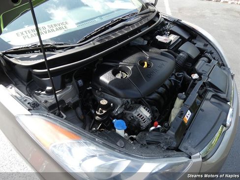 Used 2013 Hyundai Elantra GLS w/ Preferred Pkg FWD image 7