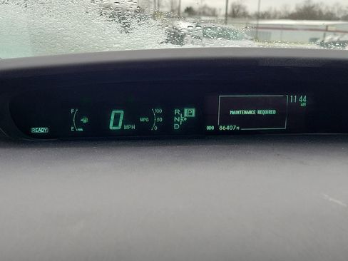 Used 2015 Toyota Prius Three image 24