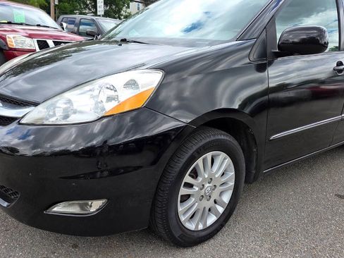 Used 2008 Toyota Sienna AWD image 6