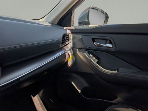 New 2026 Nissan Rogue SV image 29