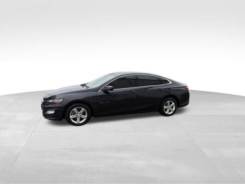 Used 2023 Chevrolet Malibu LT w/ Driver Confidence Package FWD image 4