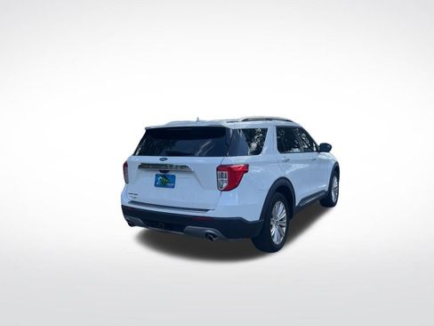 Used 2022 Ford Explorer Limited w/ Limited Technology Package RWD image 5