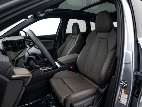 New 2025 Audi Q5 Premium Plus image 15
