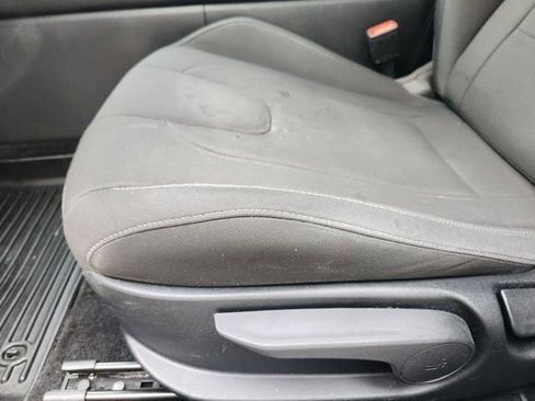 Used 2025 Hyundai Elantra SEL image 23