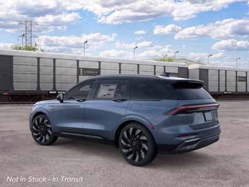 New 2026 Lincoln Nautilus Reserve AWD/4WD image 4