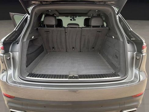 Used 2020 Porsche Cayenne AWD/4WD image 20