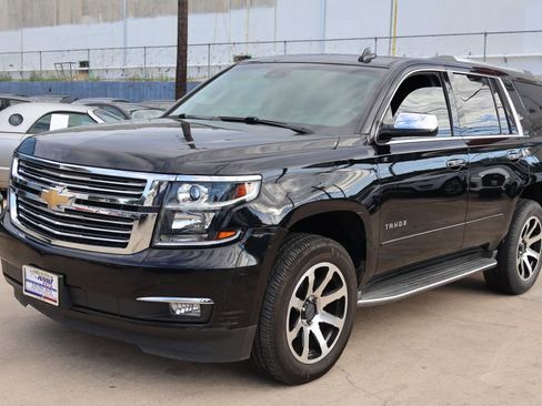 Used 2015 Chevrolet Tahoe LTZ RWD image 3