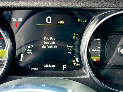 Used 2023 Jeep Wrangler Unlimited Sahara w/ Cold Weather Group AWD/4WD image 13