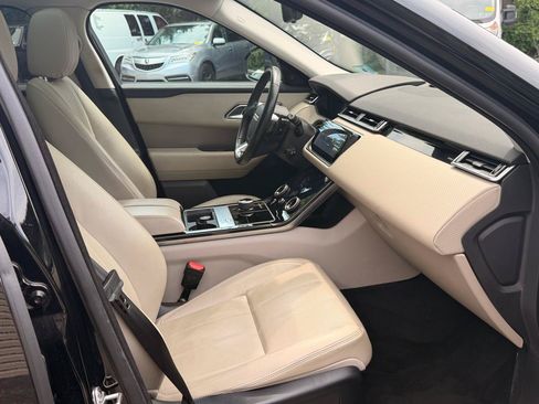 Used 2018 Land Rover Range Rover Velar S AWD/4WD image 27