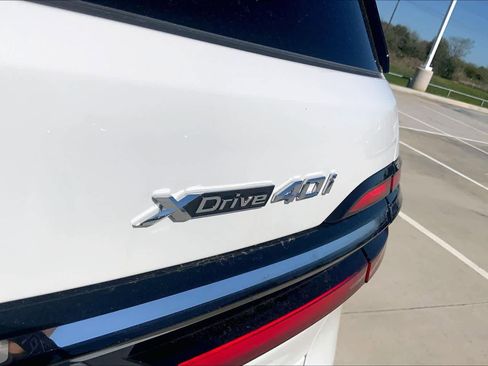 Used 2026 BMW X7 xDrive40i AWD/4WD image 15