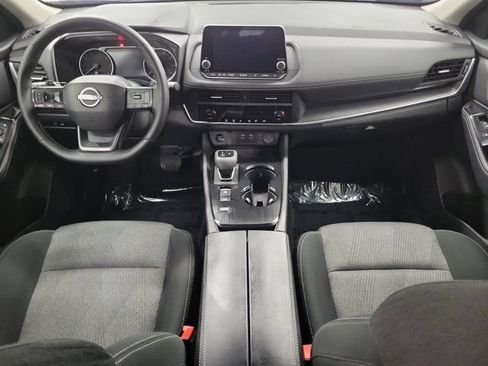 Used 2025 Nissan Rogue SV FWD image 13