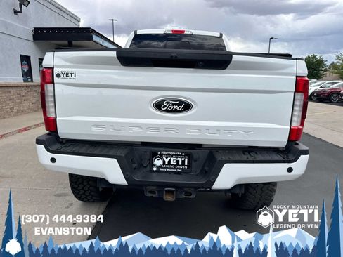 Used 2018 Ford F350 Lariat w/ Lariat Ultimate Package AWD/4WD image 4