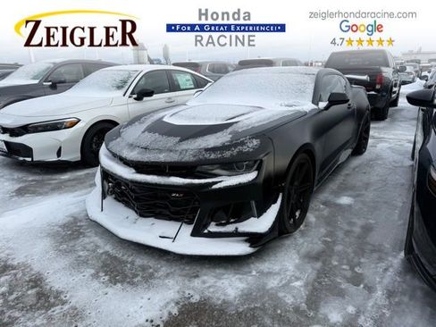 Used 2018 Chevrolet Camaro ZL1 image 3